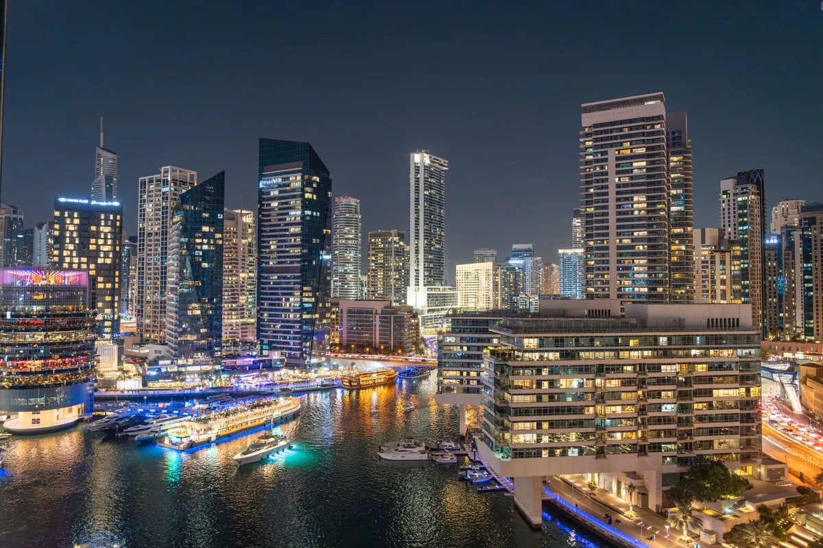 VECCHIA DUBAI E MARINA