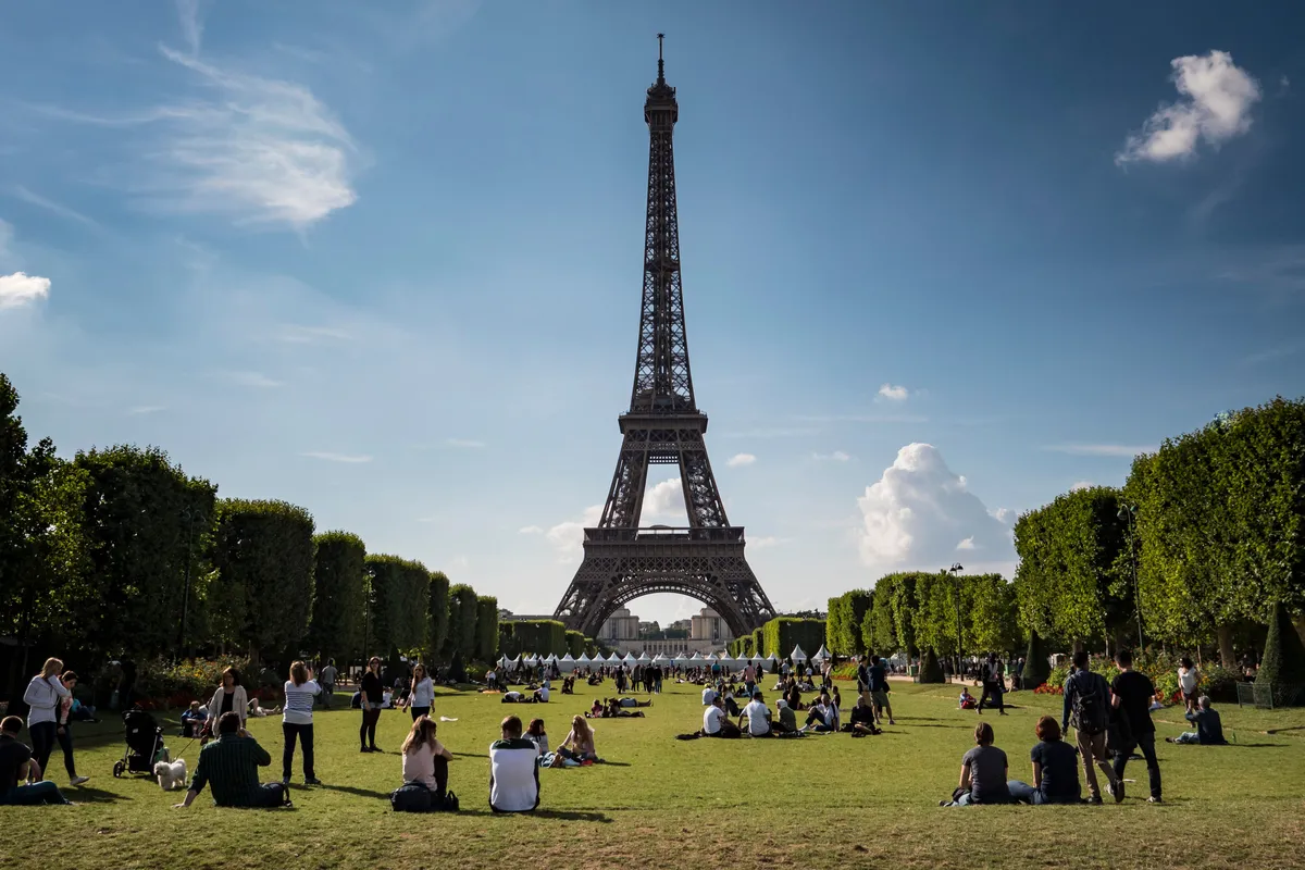 LA TOUR EIFFEL, DAVVERO